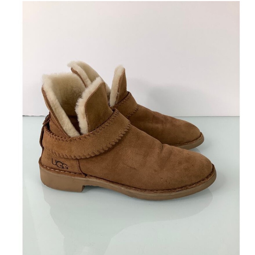 UGG McKay bootie chestnut women size 6.5 EUC